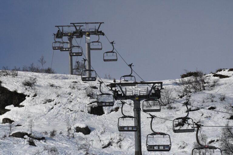 Et bilde som inneholder himmel, utendørs, snø, transport Automatisk generert beskrivelse