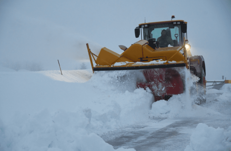 Et bilde som inneholder snø, transport, utendørs, himmel Automatisk generert beskrivelse