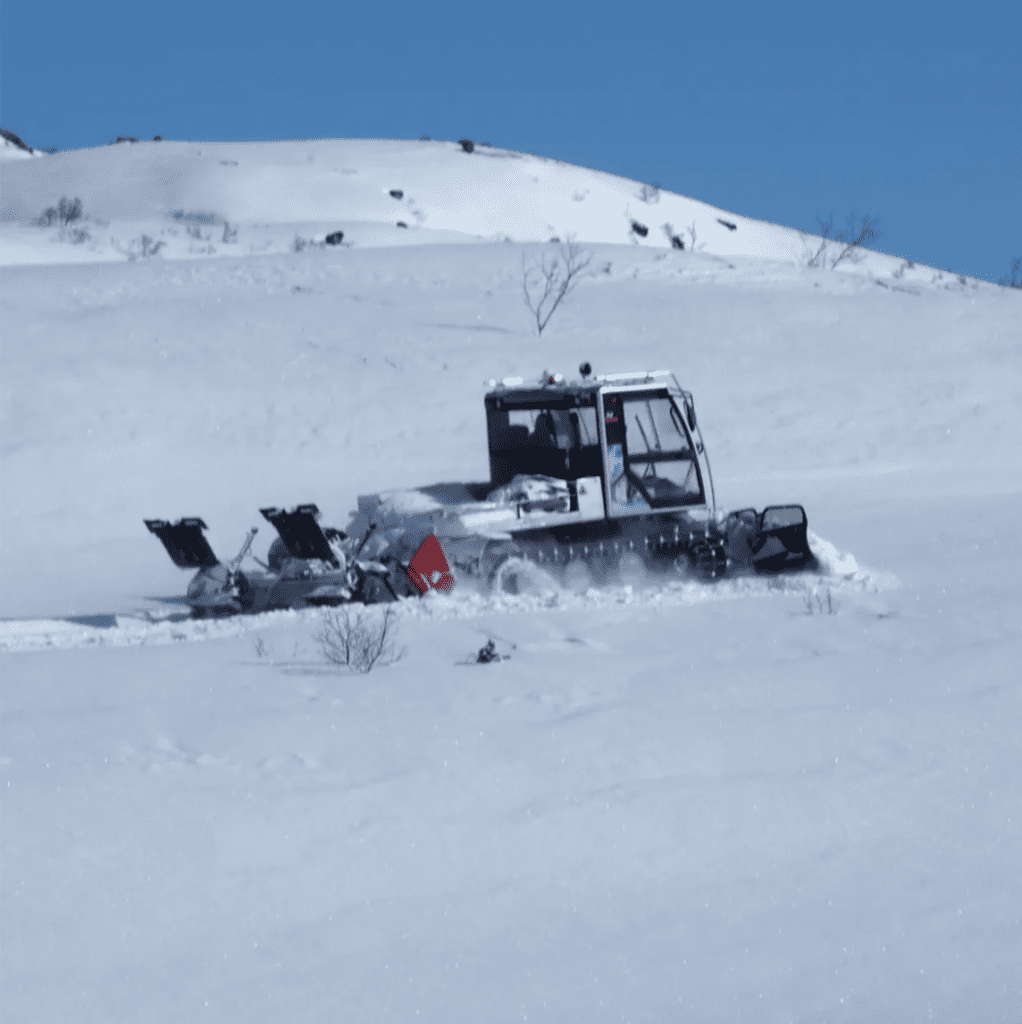 Et bilde som inneholder snø, utendørs, himmel, is Automatisk generert beskrivelse