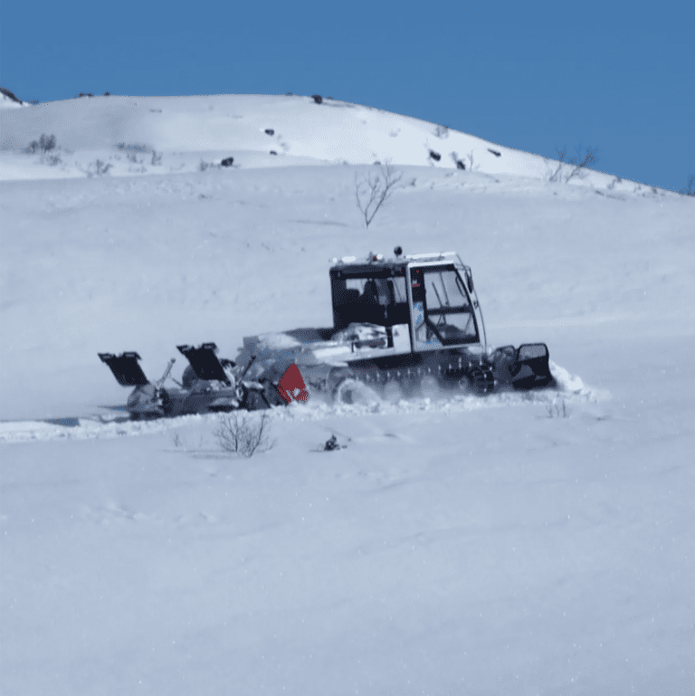 Et bilde som inneholder snø, utendørs, himmel, is Automatisk generert beskrivelse