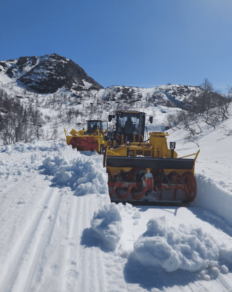 Et bilde som inneholder snø, utendørs, himmel, natur Automatisk generert beskrivelse