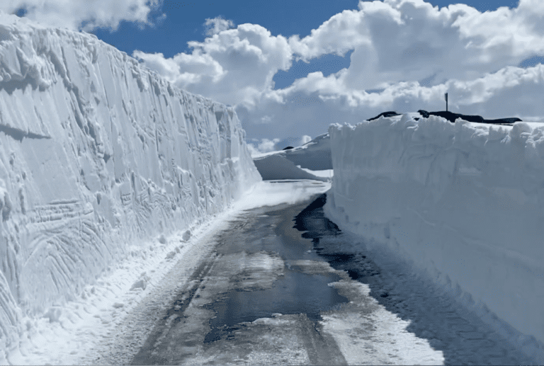 Et bilde som inneholder snø, utendørs, himmel, natur Automatisk generert beskrivelse