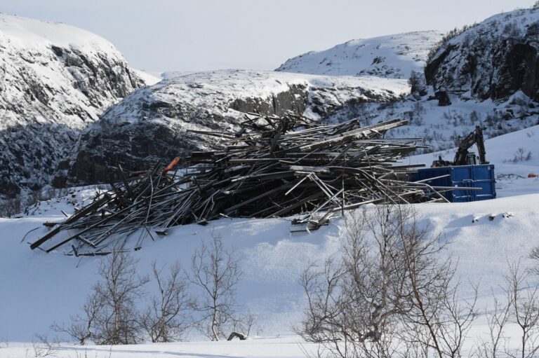 Et bilde som inneholder snø, utendørs, himmel, tre Automatisk generert beskrivelse