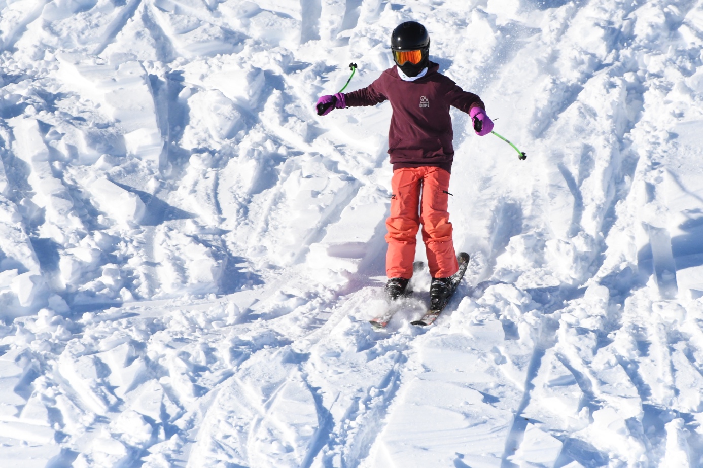 Et bilde som inneholder snø, utendørs, natur, gå på ski

Automatisk generert beskrivelse