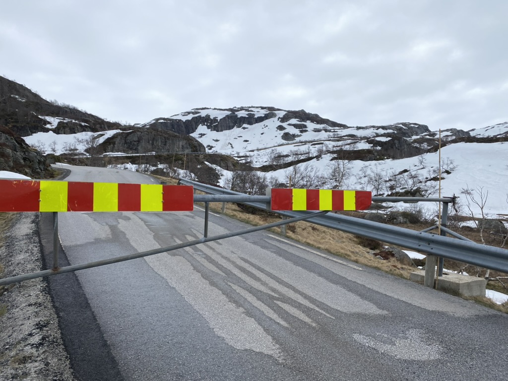 Et bilde som inneholder utendørs, himmel, sky, snø Automatisk generert beskrivelse