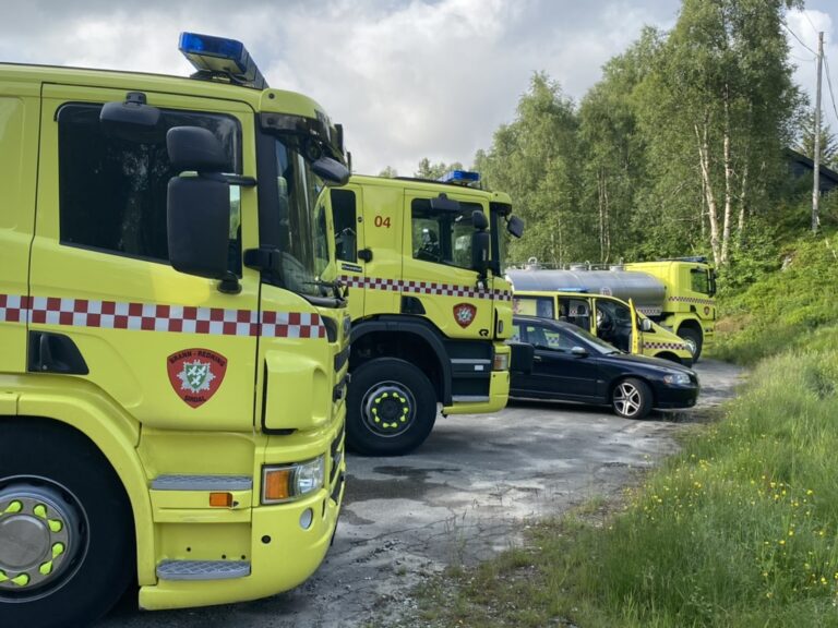 Et bilde som inneholder utendørs, kjøretøy, Landkjøretøy, hjul Automatisk generert beskrivelse