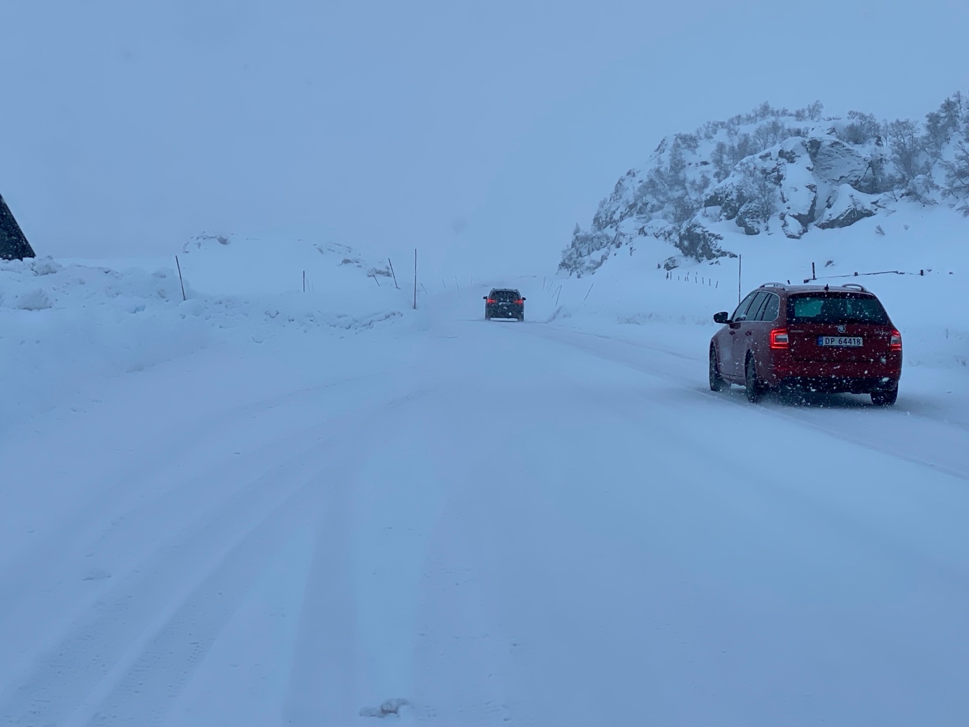 Et bilde som inneholder utendørs, Landkjøretøy, kjøretøy, snø

Automatisk generert beskrivelse